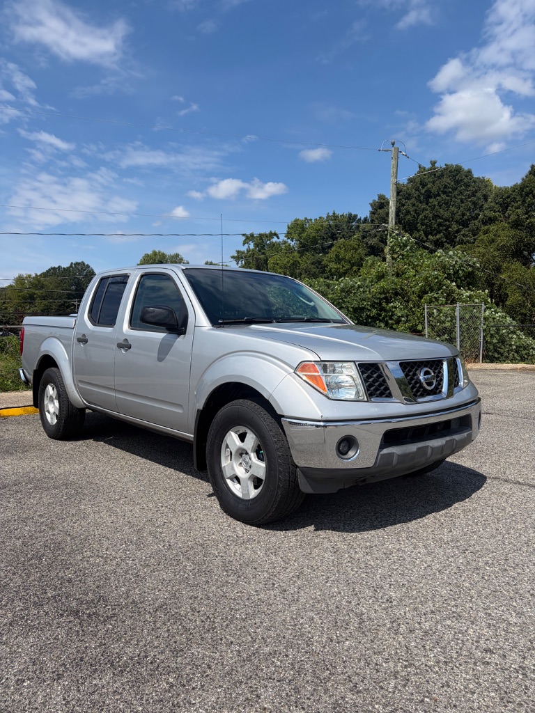 2005 Nissan Frontier SE - Photo 9